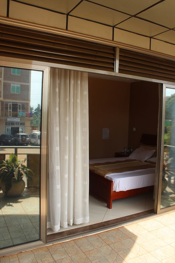 Sal'S Boutique Hotel Kampala Exteriér fotografie